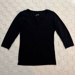 Black Long Sleeve V-Neck Top